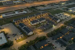 81 Northpoint Dr Building 5C, Houston, TX 77060 - Photo 3