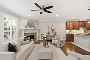 233 W 26th St, Houston, TX 77008 - Photo 1
