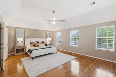 233 W 26th Street, Houston, TX 77008 - Photo 3