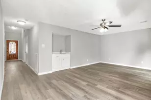 3215 Falling Brook Dr, Kingwood, TX 77345 - Photo 5