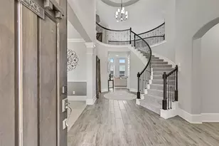 2712 Ahnya Ln, League City, TX 77573 - Photo 3