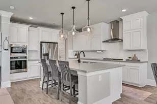 2712 Ahnya Ln, League City, TX 77573 - Photo 9