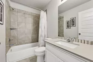 2712 Ahnya Ln, League City, TX 77573 - Photo 21