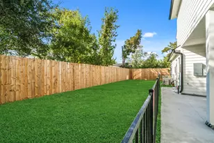 2603 Terry St, Houston, TX 77009 - Photo 5