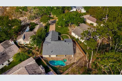 46 N Autumnwood Way, The Woodlands, TX 77380 - Photo 33