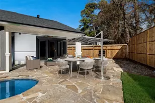 46 N Autumnwood Way, The Woodlands, TX 77380 - Photo 25