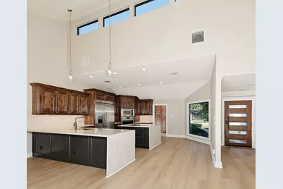 46 N Autumnwood Way, The Woodlands, TX 77380 - Photo 7