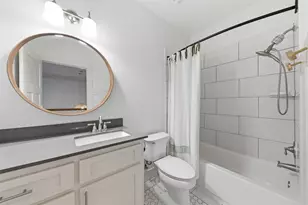 930 Dunbar St, Houston, TX 77009 - Photo 29