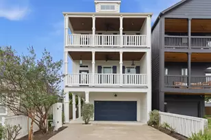 930 Dunbar St, Houston, TX 77009 - Photo 1