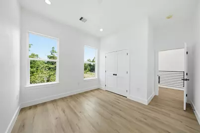 8902 Knoll Leaf Drive, Houston, TX 77080 - Photo 25