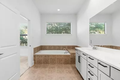 5209 Schuler Street #D, Houston, TX 77007 - Photo 27