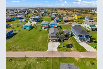 4028 Surf Drive, Galveston, TX 77554 - Photo 11