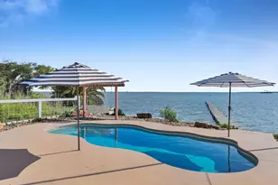 1300 Yacht Basin, Gilchrist, TX 77617 - Photo 3