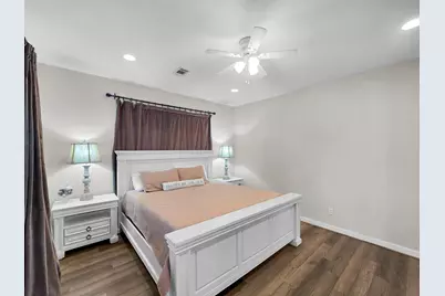 1300 Yacht Basin, Gilchrist, TX 77617 - Photo 29