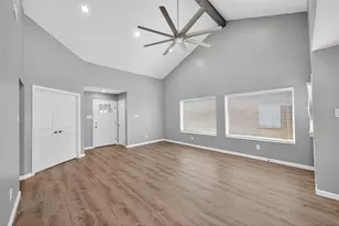 10106 Shadow Pine Dr, Houston, TX 77070 - Photo 15