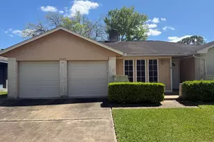 4327 Townes Forest Rd, Friendswood, TX 77546 - Photo 1