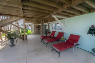 1417 8th St, Dickinson, TX 77539 - Photo 37