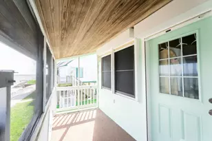 1417 8th St, Dickinson, TX 77539 - Photo 35