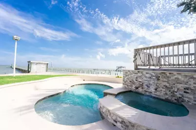 1417 8th Street, Dickinson, TX 77539 - Photo 1