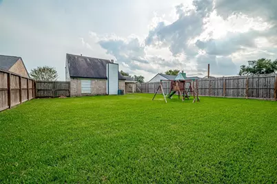 9905 Brookview Drive, La Porte, TX 77571 - Photo 45