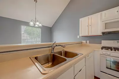 9905 Brookview Drive, La Porte, TX 77571 - Photo 19
