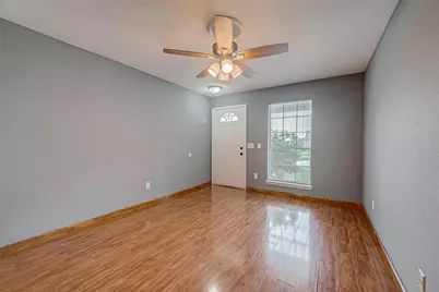 9905 Brookview Drive, La Porte, TX 77571 - Photo 7
