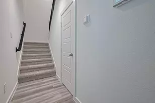 10405 Hadley Pk Trl, Houston, TX 77051 - Photo 13
