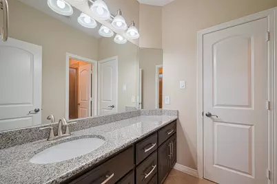 4722 Burclare Court, Sugar Land, TX 77479 - Photo 35