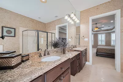 4722 Burclare Court, Sugar Land, TX 77479 - Photo 31