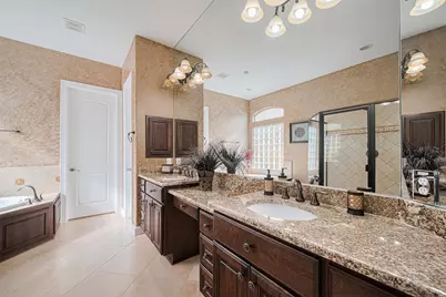 4722 Burclare Court, Sugar Land, TX 77479 - Photo 29