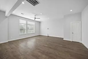 2310 Langston St, Houston, TX 77007 - Photo 7