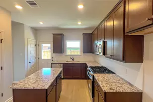 9793 Enclave Ridge Rd, Willis, TX 77318 - Photo 5