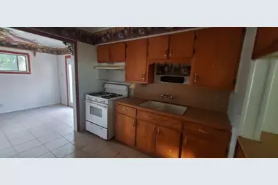 6136 25th Street, Groves, TX 77619 - Photo 7