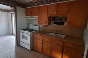 6136 25th St, Groves, TX 77619 - Photo 7