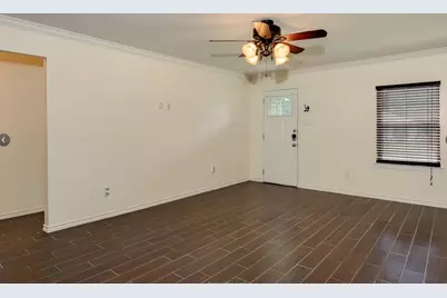406 Emmett Street, Bryan, TX 77802 - Photo 3