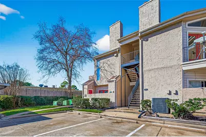 10855 Meadowglen Lane #722, Houston, TX 77042 - Photo 3