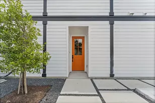 4752 Martin Hill St, Houston, TX 77018 - Photo 3