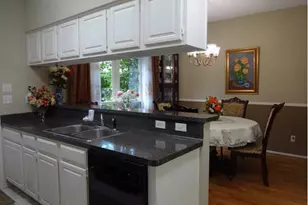 5911 Woodway Place Ct, Houston, TX 77057 - Photo 5
