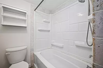 2716 Echo Street, The Woodlands, TX 77380 - Photo 33