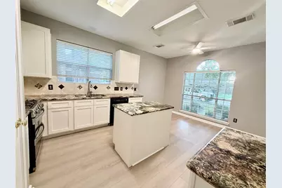 2915 Veva Drive, Pearland, TX 77584 - Photo 9