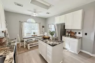 2915 Veva Dr, Pearland, TX 77584 - Photo 3