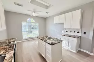 2915 Veva Dr, Pearland, TX 77584 - Photo 7
