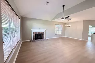 2915 Veva Dr, Pearland, TX 77584 - Photo 9