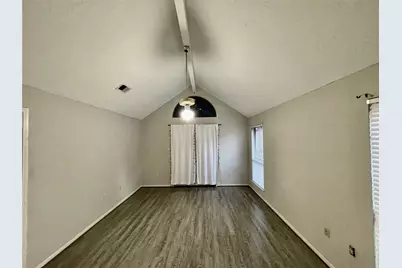 8215 Sean Park Court, Houston, TX 77095 - Photo 11