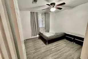 8215 Sean Park Ct, Houston, TX 77095 - Photo 15
