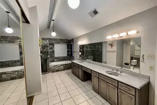 8215 Sean Park Ct, Houston, TX 77095 - Photo 13