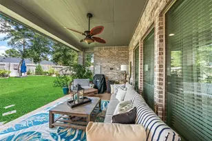 325 Sky Top Dr, Montgomery, TX 77316 - Photo 21
