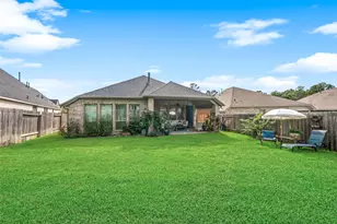 325 Sky Top Dr, Montgomery, TX 77316 - Photo 23