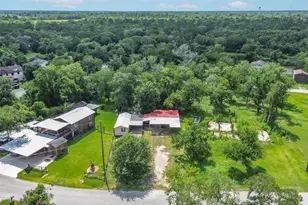 218 Shady Oaks, Alvin, TX 77511 - Photo 21