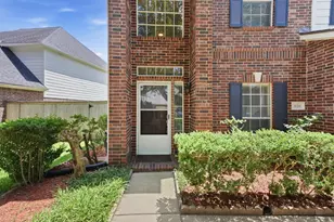 3126 Waters View Dr, Sugar Land, TX 77478 - Photo 5